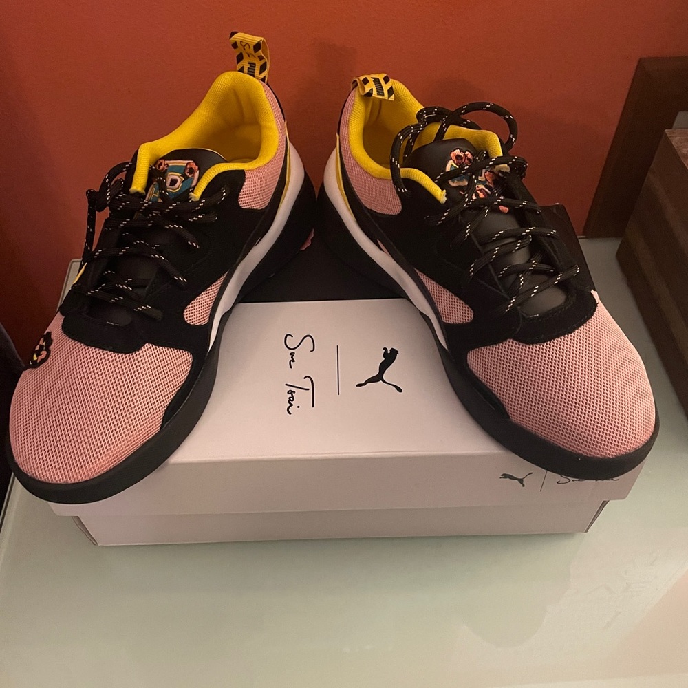 Women’s Puma Shoes
